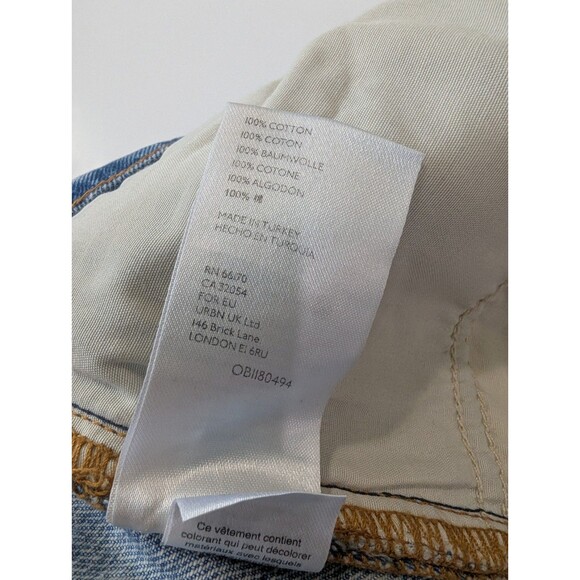 Free People We The Free Vixen Cigarette Jeans Distressed Raw Hem Size 28 - Picture 12 of 14